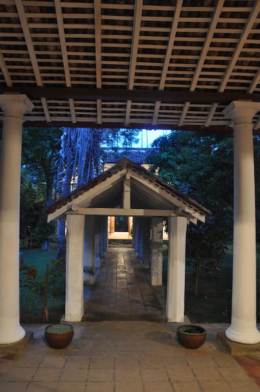 Villa Atapattu Walawwa Galle Exterior foto
